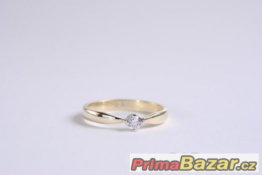 ZLATÝ PRSTEN S DIAMANTEM – fotografie 2