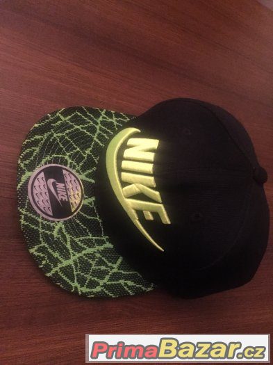 Kšltovka Snapback Nike – fotografie 1