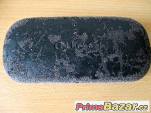 STARÉ POUZDRO GUCCI – fotografie 2