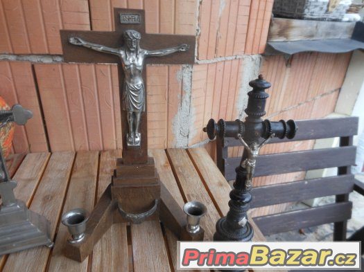 Kříže-staré,z pozůstalosti,různé druhy,dřevo,sklo,kov – fotografie 2