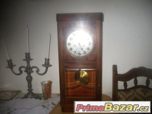 HODINY. - - JUNGHANS - - – fotografie 1