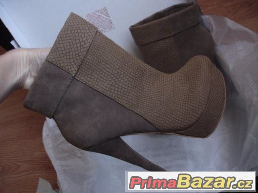 Americká zn. Justfab boty vel. 41 – fotografie 1