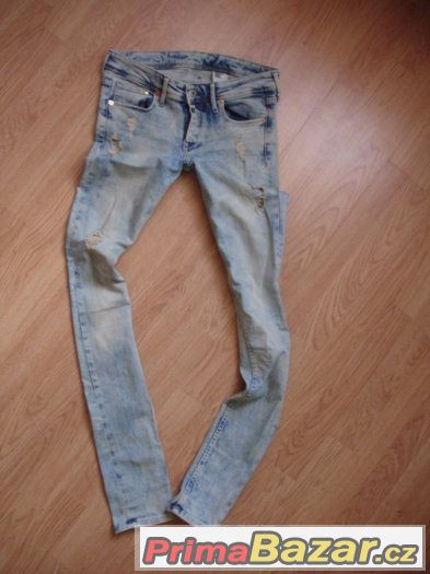 H&M dámské trhané skinny džíny vel. 28/34 – fotografie 1