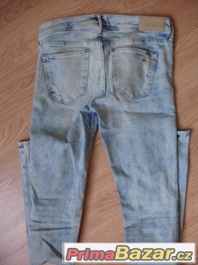 H&M dámské trhané skinny džíny vel. 28/34 – fotografie 3