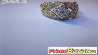 Unikatní luxusní elegantni diamantovy lístky v prstenu príro