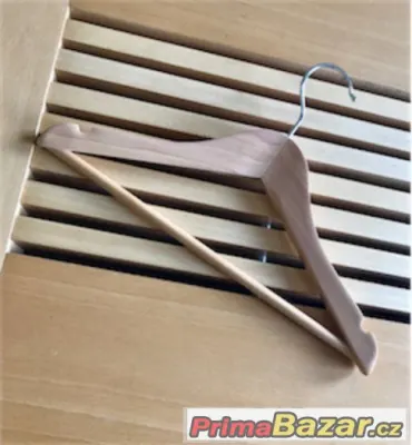 Ramínko dřevěné 9300B, 31 cm, s příčkou, se zářezy (100)