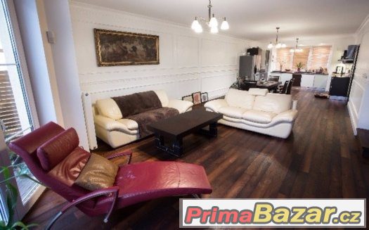 Nabízíme k pronájmu nadstandartní RD 4+kk – fotografie 5
