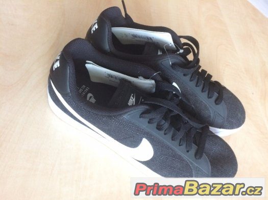 boty NIKE Court Royale – fotografie 3