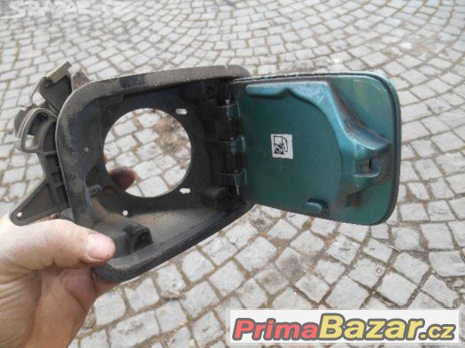 Peugeot 406, víčko nádrže – fotografie 2