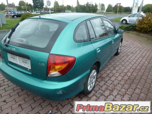 KIA RIO COMBI 1,3i 55 KW,KLIMA..10/2002...TOP CENA – fotografie 4