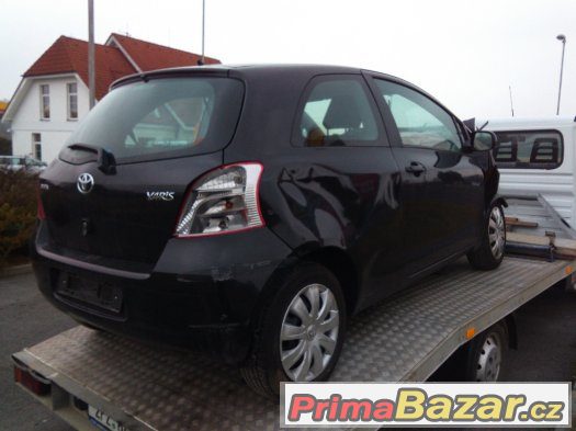 LEVNĚ  TOYOTA YARIS 1,3 VVT-i..64 KW.KLIMA,NAVI 09/2007 – fotografie 4