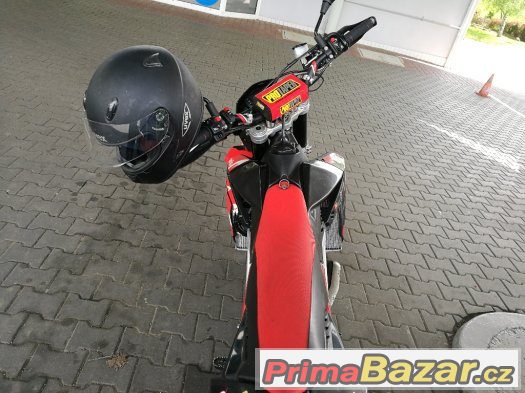 APRILIA SXV 550.R.V.2008.NOVÁ STK.PO SERVISU – fotografie 4