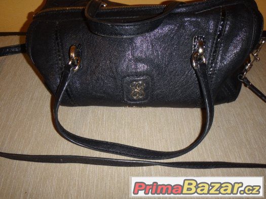 Černá crossbody/kabelka Guess – fotografie 5
