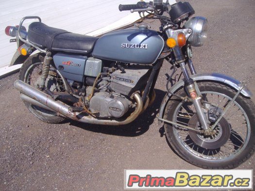 Suzuki GT 380 – fotografie 2
