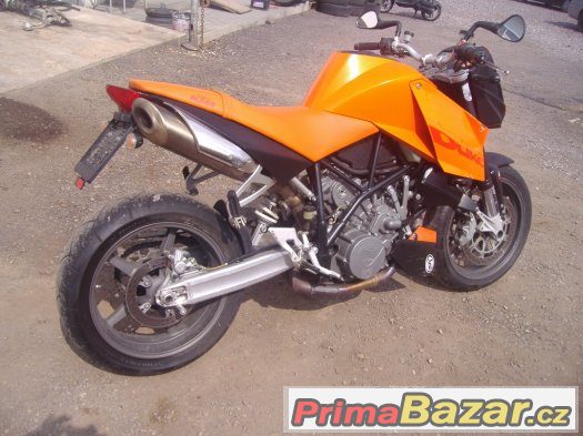 KTM 990 Super Duke – fotografie 2