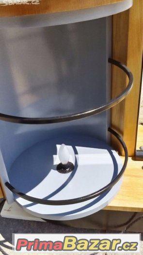 Halabala funkcionalistická toaletka po renovaci – fotografie 3