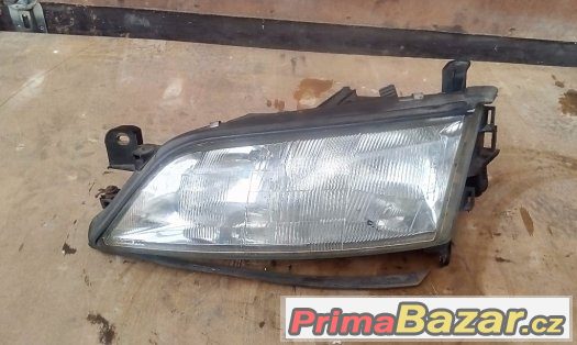 OPEL VECTRA B 1.7 td - PŘEDNÍ LAMPY (SVĚTLA) P+L – fotografie 1