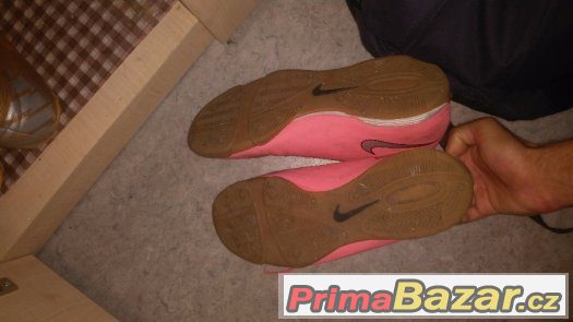 prodám sálovky-mercurial nike Victory VI – fotografie 1