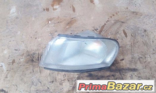 OPEL VECTRA B 1.7 td - PŘEDNÍ BLINKRY P+L – fotografie 1
