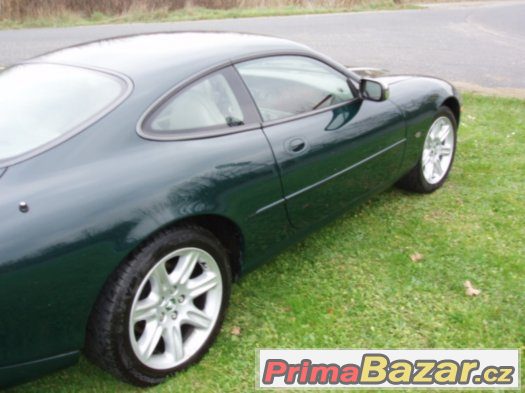 Jaguar XKR 4.0i V8 SUPERCHARGED – fotografie 5