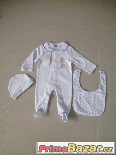 Dupačky/overal Armani Baby. – fotografie 1