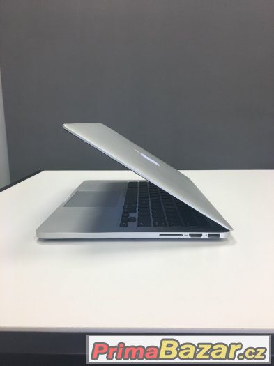 MacBook Pro Retina 13" middle 2014 – fotografie 4
