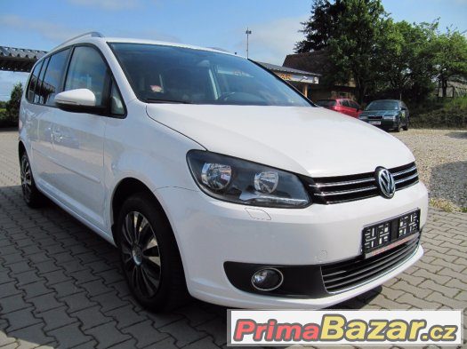 Volkswagen Touran 2,0TDi HIGHLINE,103KW,5/2013,1.majitel, – fotografie 3