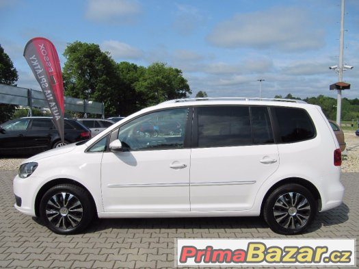 Volkswagen Touran 2,0TDi HIGHLINE,103KW,5/2013,1.majitel, – fotografie 4