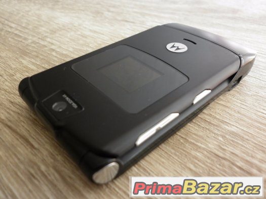 Motorola Razr V3, černý, top stav – fotografie 3