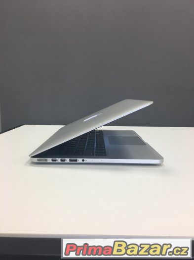 MacBook Pro Retina 13" late 2013 – fotografie 3