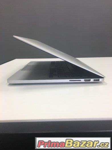 MacBook Pro Retina 13" – fotografie 4