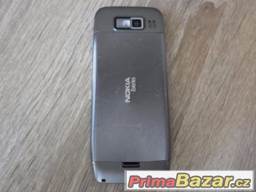 Nokia E52, 3.2MPx, perfektní stav, plně funkční, stříbrná – fotografie 2
