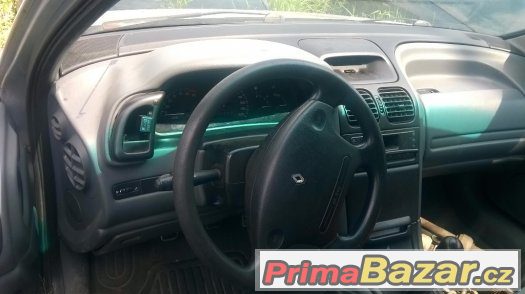 Renault Laguna 2.0 8V r.v. 95 combi – fotografie 2