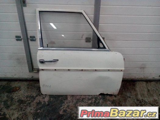 Mercedes - Benz w 115 pravé přední dveře – fotografie 1