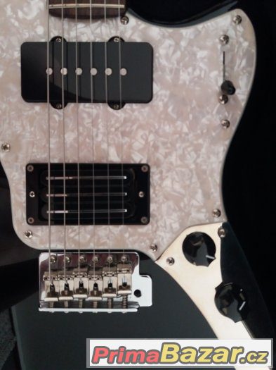 Elektrická kytara Fender Marauder + kufr – fotografie 2