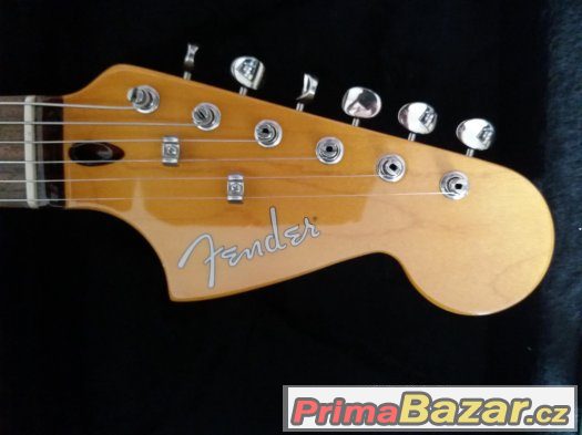 Elektrická kytara Fender Marauder + kufr – fotografie 3