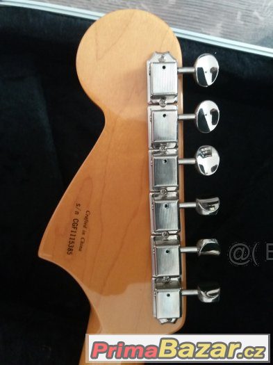 Elektrická kytara Fender Marauder + kufr – fotografie 4