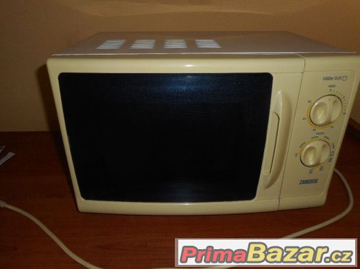 Prodám mikrovlnou troubu Zanussi – fotografie 1