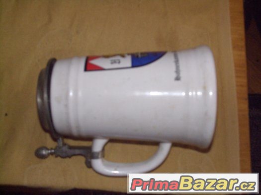 Korbel na pivo z kasáren BW 0.5 l s víkem – fotografie 5