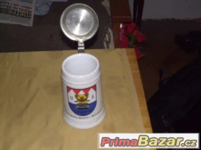 Korbel na pivo z kasáren BW 0.5 l s víkem