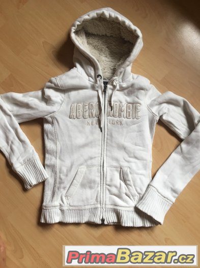 Abercrombie – fotografie 1