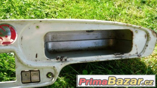 Škoda 1202 octavia combi,palubní deska – fotografie 5