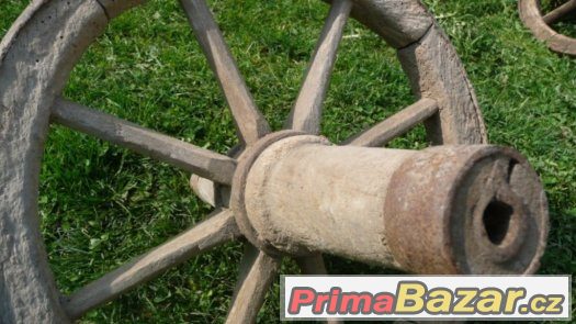 Trakař,přední kolečko – fotografie 2