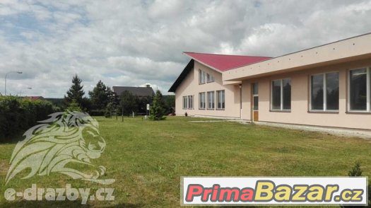 Komerční objekt společnosti AKORD (905 m2) na pozemku (6.533 – fotografie 3