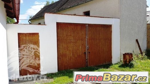 Bytový dům, užitná plocha 694m2, bývalá zemědělská usedlost, – fotografie 3