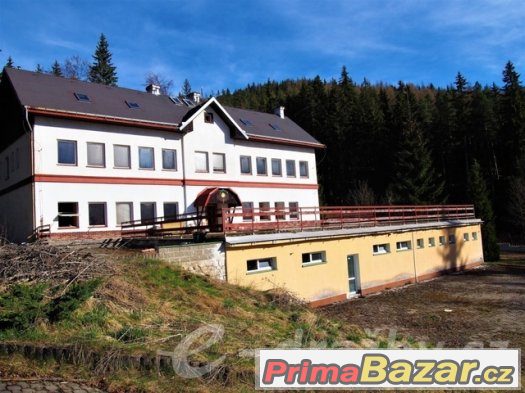 Rekreační středisko s chatkami, Karlovy Vary, Nejdek, Bernov – fotografie 1
