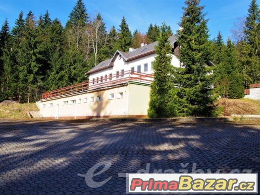 Rekreační středisko s chatkami, Karlovy Vary, Nejdek, Bernov – fotografie 2