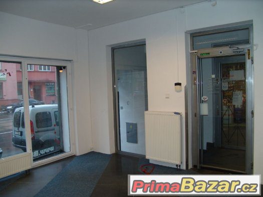 Pronajmu-obchodní prostory Ostrava -Mar. Hory 52 m2 – fotografie 5