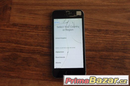 Predám funkčný iPhone 5S 16gb s rozbitým displayom – fotografie 1