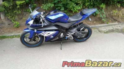 Yamaha yzf r125 komplet na díly